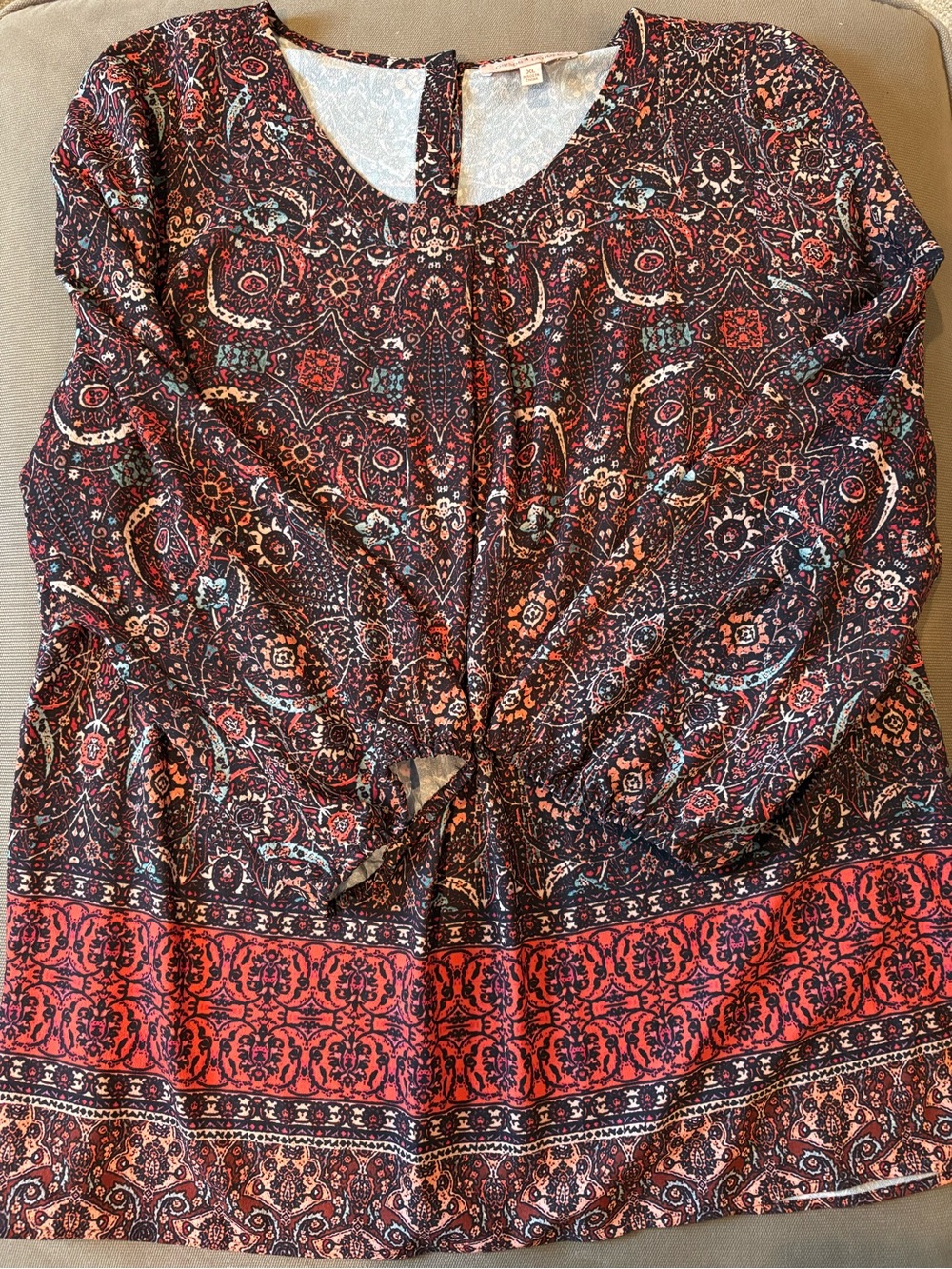 Gibson Latimer Red Multi Paisley Tie-Front Blouse